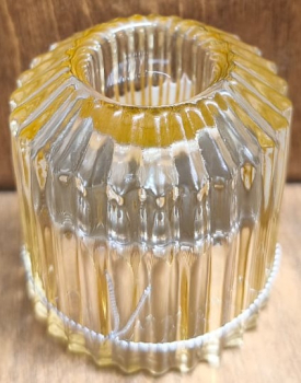 Kerzenhalter mit Doppelfunktion, goldgelb