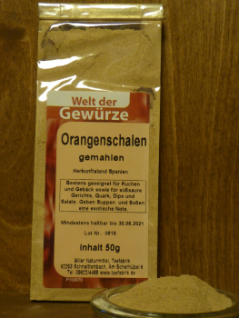 Orangenschalen gemahlen