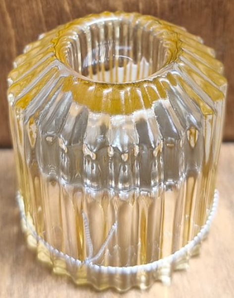 Kerzenhalter mit Doppelfunktion, goldgelb