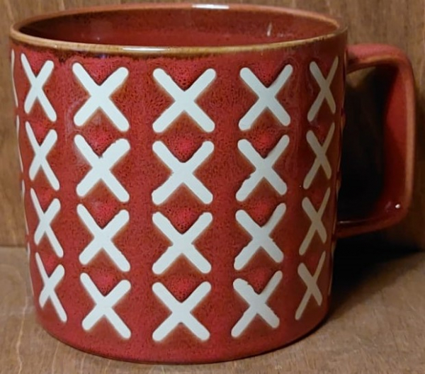 Tasse rot "Kreuze"